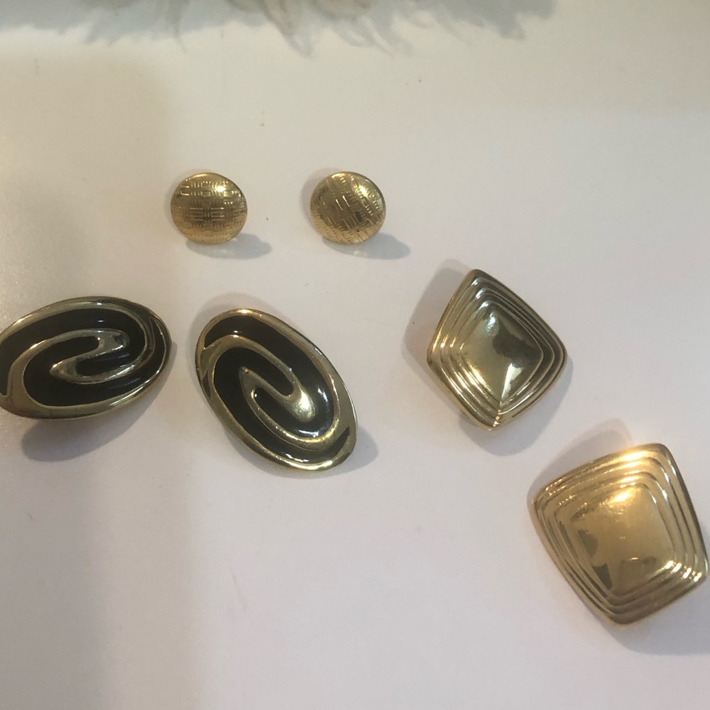 Lot of fashion glamour earrings